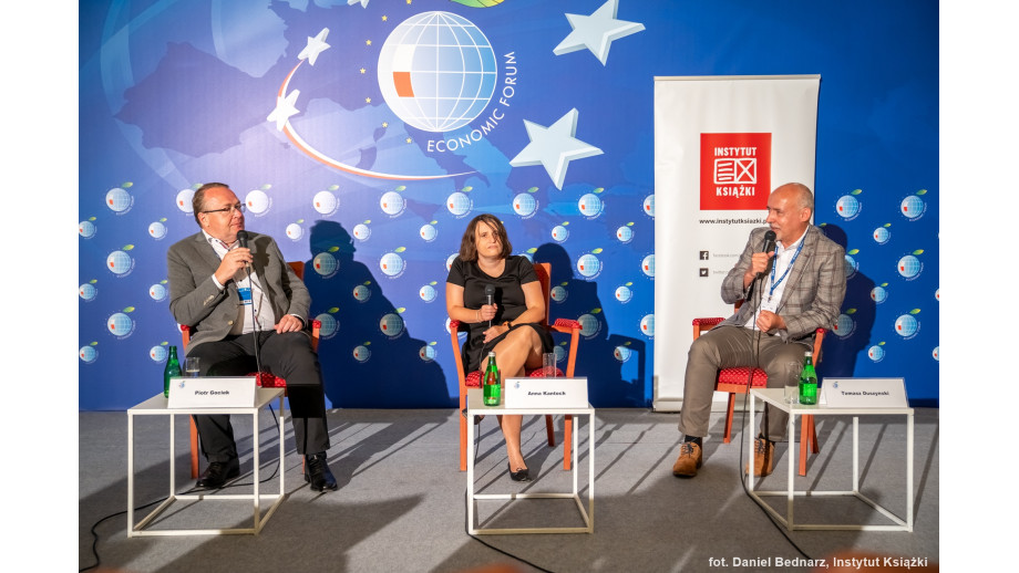 Drugi dzień Festiwalu Literackiego „Literatura buduje świat” na Forum Ekonomicznym w Karpaczu za nami 