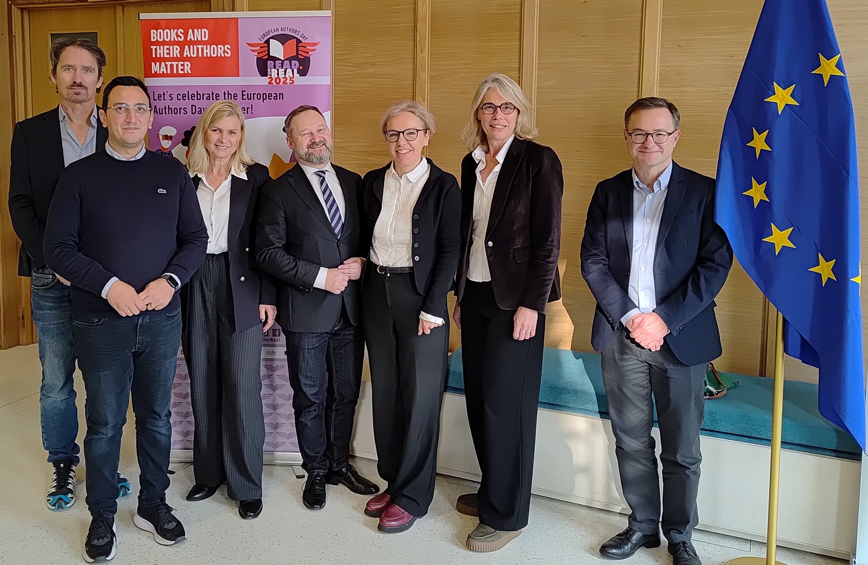 Fundacja Powszechnego Czytania inauguruje w Brukseli Europejski Dzień Autorów