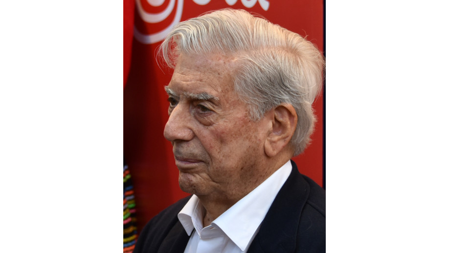 Mario Vargas Llosa pierwszym członkiem Akademii Francuskiej, który nigdy nie pisał po francusku