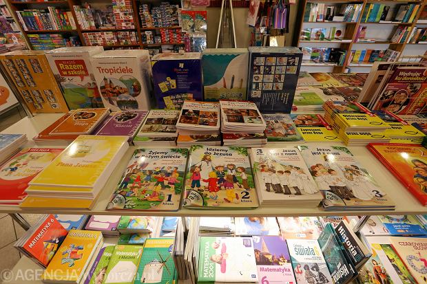 MEN MEN nie wykreśla żadnych tytułów z listy lektur. "To tylko propozycje ekspertów"