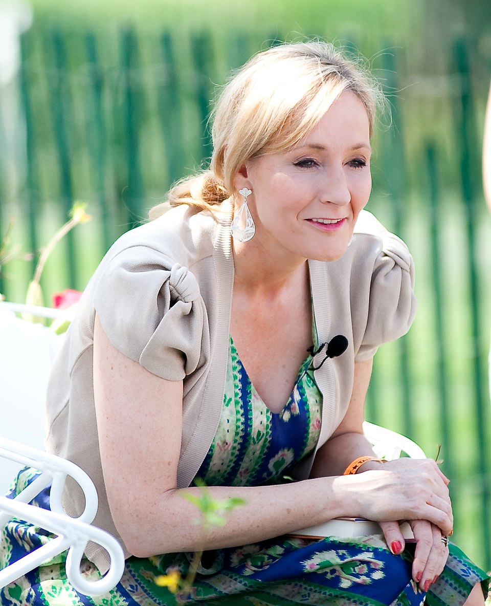 Pisarką Pisarką chciała być od zawsze – J.K. Rowling kończy 60 lat