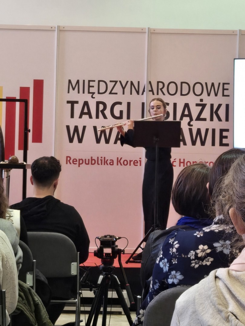 Poezja Poezja polska, koreańskie dźwięki